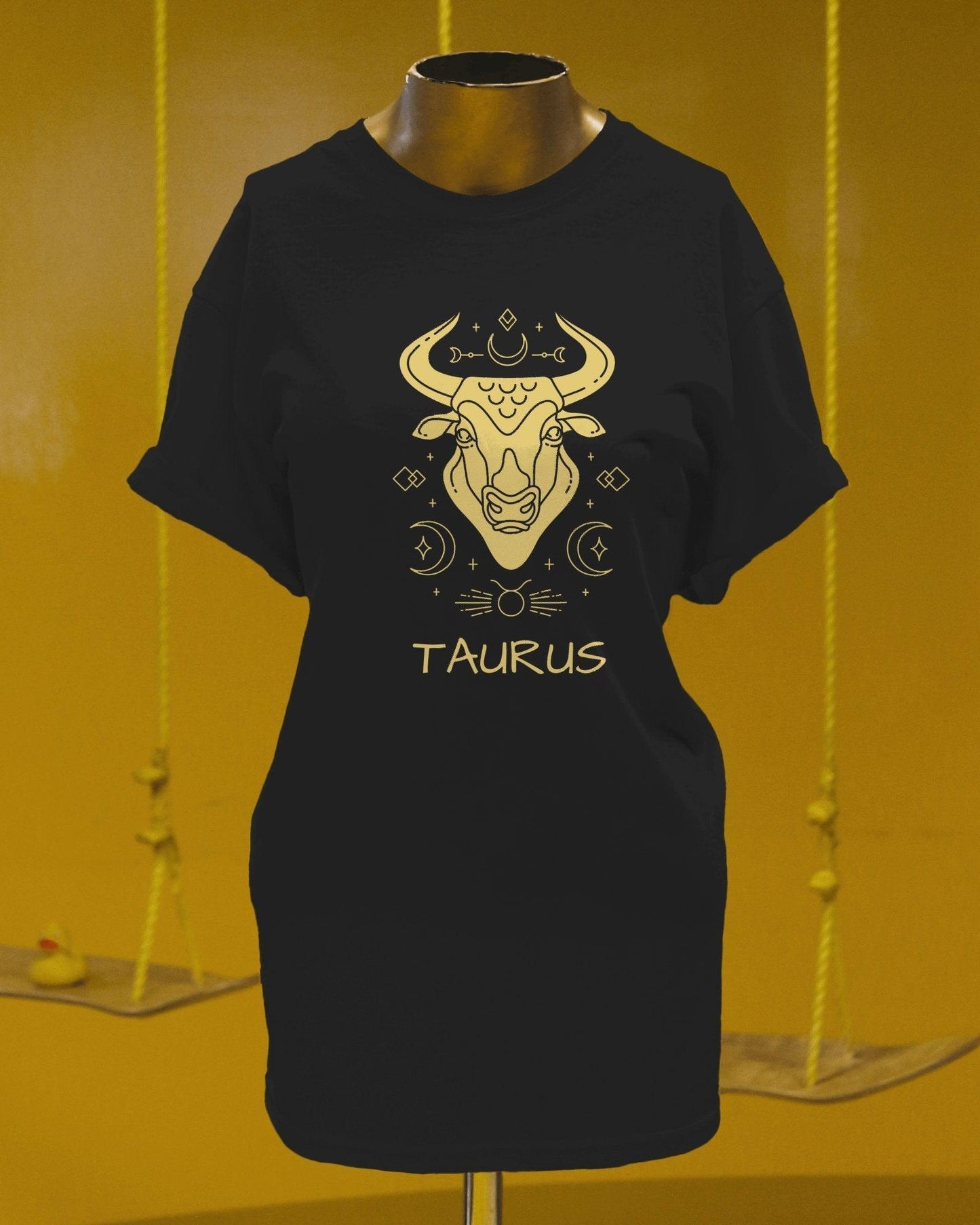 Taurus T-shirt for Women - sunny buttons